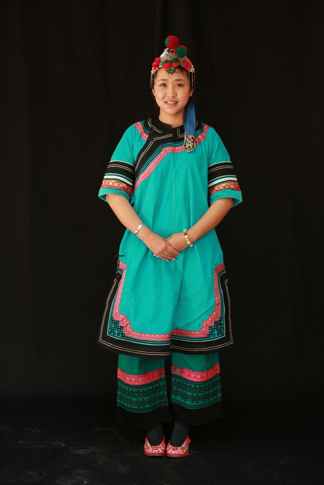 進化版 白族 ペー族 ビンテージ ペー族 民族衣装 民族衣装 白族 伝統