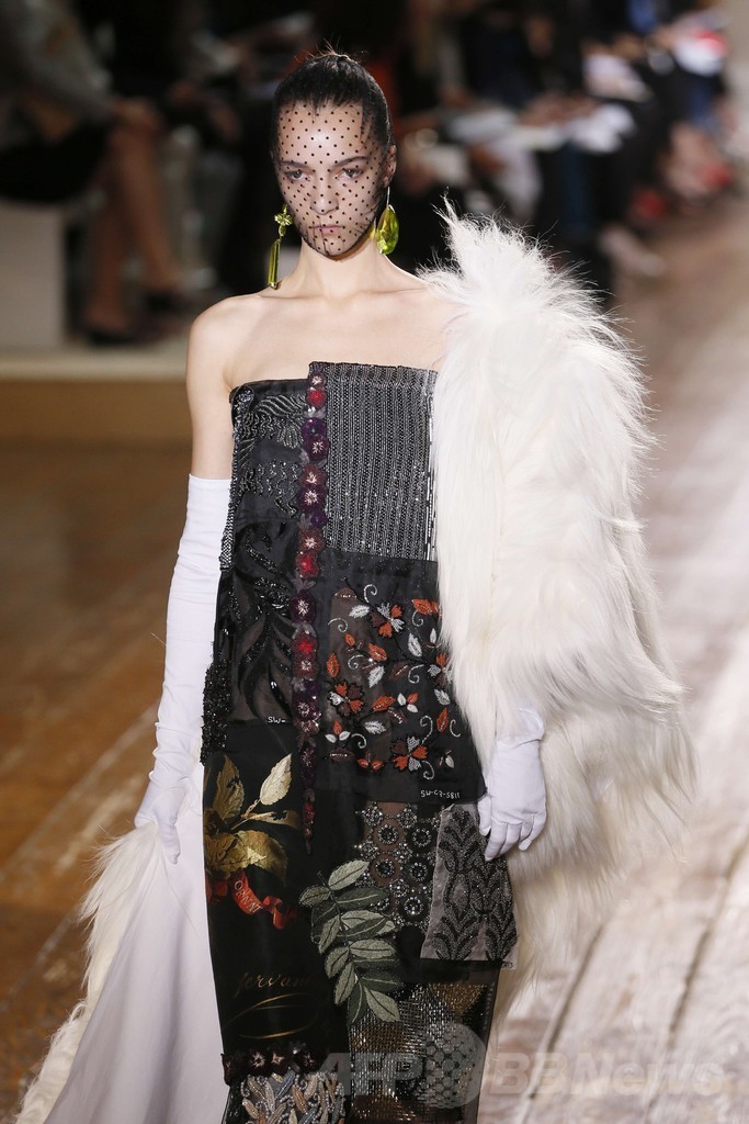 ヴィンテージファブリックで創るスタイル、「メゾン マルタン マルジェラ」14/15年秋冬オートクチュール