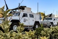 レバノン南部マルジャユン付近をパトロールする国連レバノン暫定軍（UNIFIL）の車両（2024年10月8日撮影）。(c)AFP