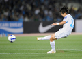 サッカーAFCチャンピオンズリーグ2009（%%AFC Champions League 2009%%）1次リーグH組、川崎フロンターレ（%%Kawasaki Frontale%%）対浦項スティーラース（%%Pohang Steelers%%）。試合は0-2で川崎が敗れ、同組2位での決勝トーナメント進出となった。勝った浦項が同組1位で決勝トーナメントに進んだ。写真は前半12分に先制ゴールを決める浦項の盧炳俊（%%No Byung-Jun%%、ノ･ビョンジュン）。（2009年5月19日撮影）(c)AFP/Toru YAMANAKA