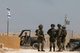 ヨルダン川西岸でイスラエル軍に射殺された15歳パレスチナ人少年の葬儀