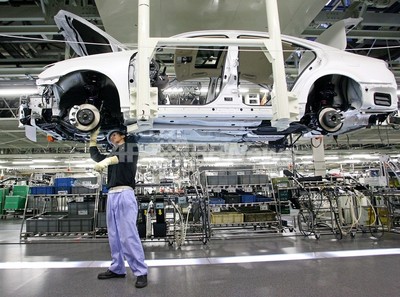 3月鉱工業生産、前月比1.6％増 プラスは6か月ぶり