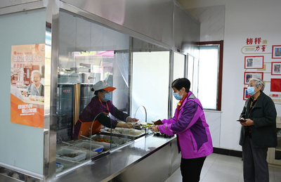 かつての「人民食堂」が復活？ 中国政府の公的食堂設置案が話題に