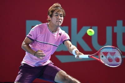 西岡はプイユに完敗、内山は準々決勝へ 楽天ジャパンOP