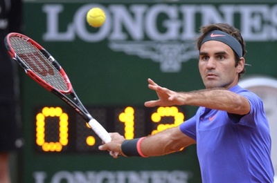 フェデラー戦は日没順延、全仏オープン