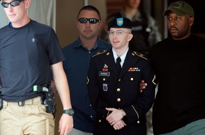 軍事機密漏えいの米兵士、スパイ行為で有罪 「敵ほう助」では無罪