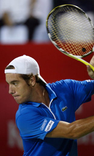 ガスケ 同胞サントロをストレートで退け決勝へ