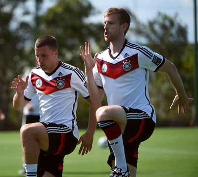 フンメルスとポドルスキー、フランス戦で復帰へ