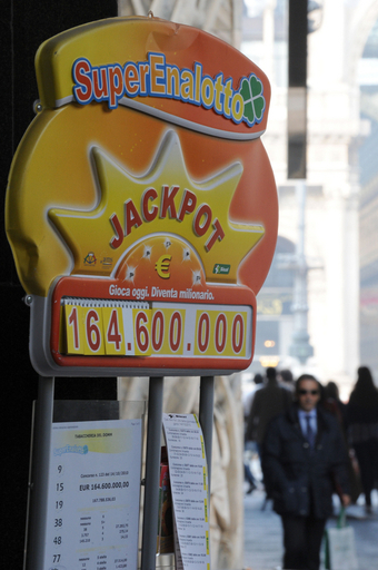 伊ロトくじの当選金額、世界最高額に達する 1億6440万ユーロ