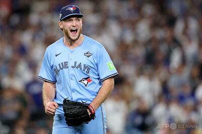 ブルージェイズがWS制覇王手、イェサベージ12Kでドジャース打線手玉