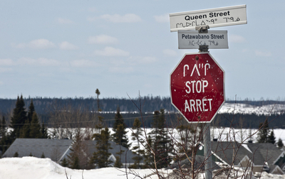 ことばの遅いバイリンガルの赤ちゃん、両方の言語で検査を 米研究