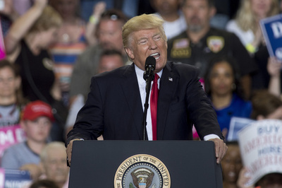 金正恩氏は「なかなかの切れ者」、トランプ氏が発言