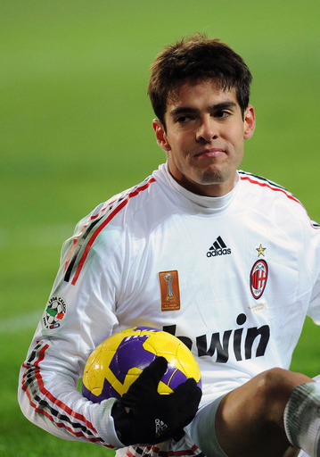 ミラン トリノと引き分け首位インテルの背中は遠のく