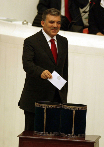 トルコ大統領選挙、第2回投票へ