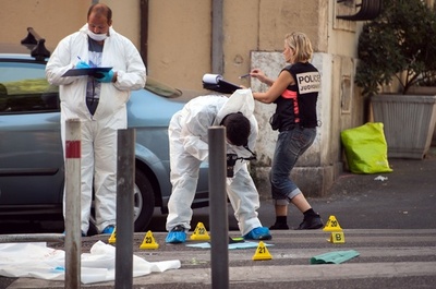 仏マルセイユで男性2人が銃撃で死亡、犯罪組織の抗争か