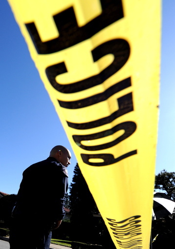 米高校で生徒発砲、校長がけが 銃持ち校長室に押し入る