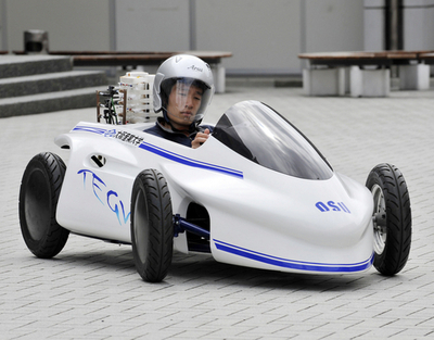 大阪産業大学、熱電発電ビークルの試作品を公開