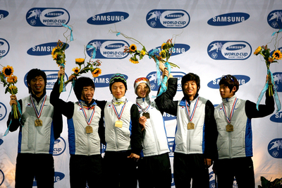 韓国 ショートトラックW杯第1戦男子5000メートルリレーで優勝