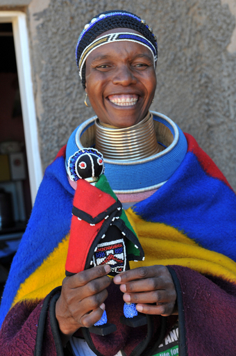 W杯観戦で会いにいける、南アのヌデベレ人