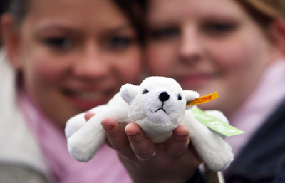 シュタイフ社のテディベア、中国での製造打ち切り