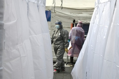 新型コロナ、EU全域に拡大 欧州の死者500人超える