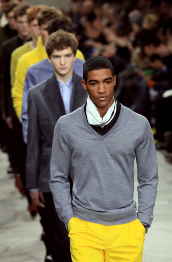 ＜09/10年秋冬パリ・メンズコレクション＞「エルメス」＆「ウンガロ」のデザイナー、メンズデザインを語る