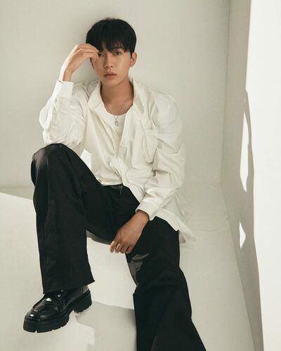 イム・ヨンウン、YouTube週間人気MVランキングで2曲がトップ5入り