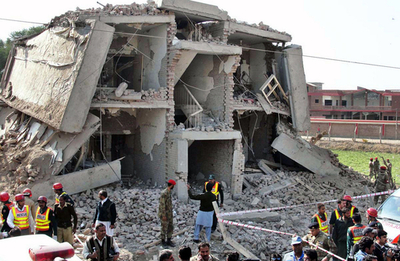 パキスタンでまた自爆攻撃、9人が死亡 24時間で3回目