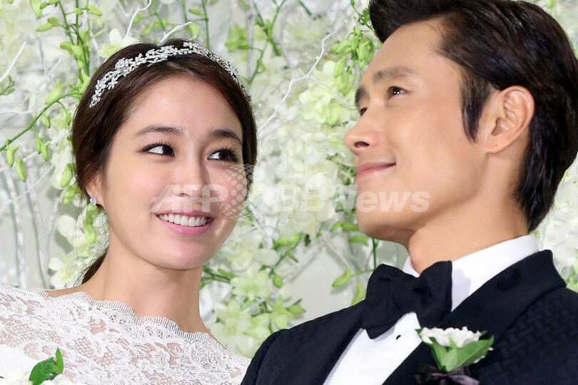 イ・ビョンホンとイ・ミンジョンが結婚