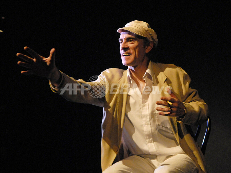 音楽劇『ジャック・ブレル - ザ・レイジ・トゥー・リヴ』に俳優アンソニー・ケーブルが出演