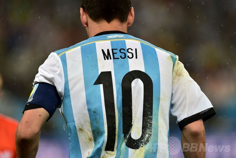 メッシ、マラドーナ氏の域まであと1勝