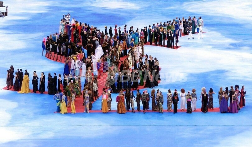 サンローラン氏の遺灰、11日にマジョレル庭園へ