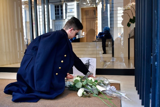 K・ラガーフェルド氏、遺灰は亡き母・恋人と一緒に散骨へ 写真6枚 国際