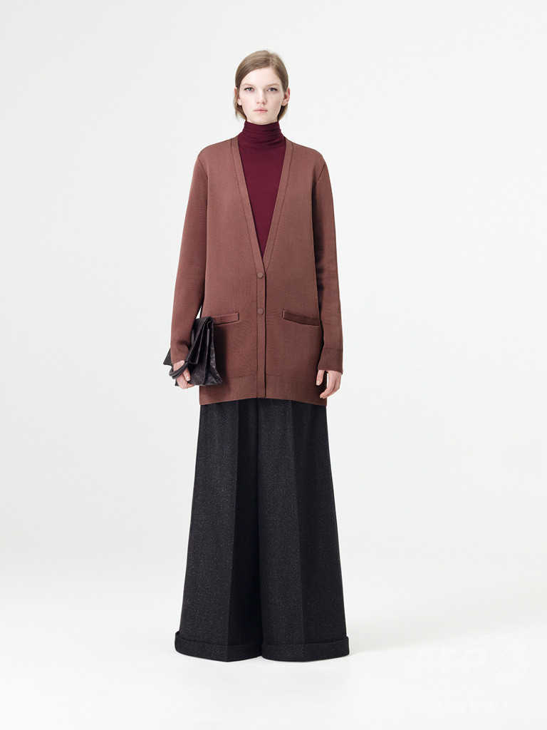 「COS」2016 年秋冬ウィメンズ＆メンズコレクション