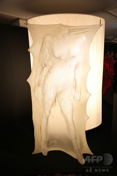 新旧作品織り交ぜインスタレーション、「ソマルタ」15年春夏