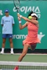 女子テニス、韓国オープン、シングルス準々決勝。リターンを打つエマ・ラドゥカヌ（2024年9月21日撮影）。(c)Jung Yeon-je / AFP