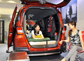 ホンダ（Honda Motor）が発表した新型コンパクトハイトワゴン「フリード スパイク（Freed Spike）」（2010月7月8日撮影）。(c)AFP/Yoshikazu TSUNO