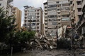 イスラエル軍の空爆を受けたレバノン首都ベイルート南郊地区の様子（2024年10月1日撮影、資料写真）。(c)ANWAR AMRO / AFP