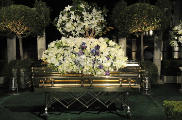 マイケルさんに最後のお別れ、近親者で葬儀 写真13枚 国際ニュース