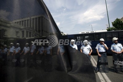 女性警官採用の身長制限 ギリシャ裁判所が否定 写真1枚 国際ニュース Afpbb News