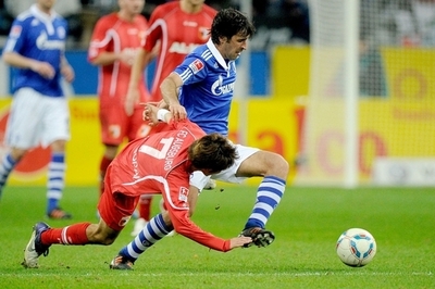 シャルケ、アウクスブルク下して4位に浮上