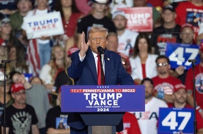 トランプ氏、一族企業の暗号通貨プラットフォームを発表