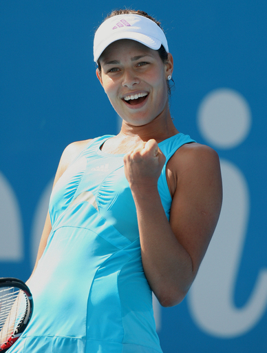 イワノビッチ スレボトニクを降し準決勝進出