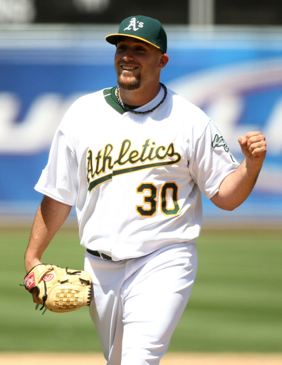 アスレチックス レイズを下し連敗を3でストップ