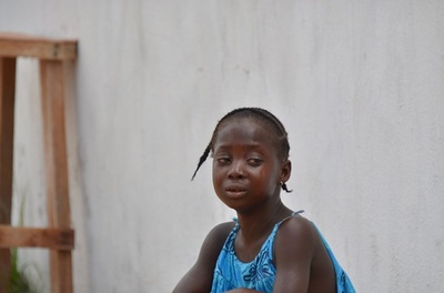 数千人のエボラ孤児、親族に拒絶され路上生活も ユニセフ