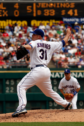 レンジャーズ オリオールズ に敗れ本拠地開幕戦を飾れず