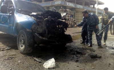 イラク西部で自爆攻撃、警官ら10人が死亡