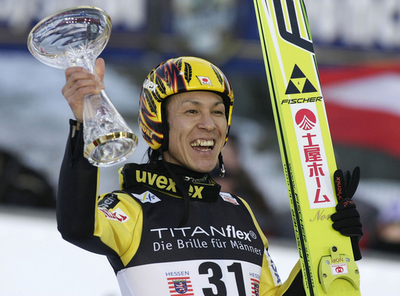葛西 ラージヒル個人で3位、ジャンプW杯
