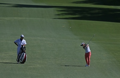 リベンジ誓う金寅敬が首位に浮上、ANAインスピレーション