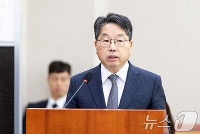韓国政界揺るがした事件なのに検察が「控訴放棄」、内紛に発展